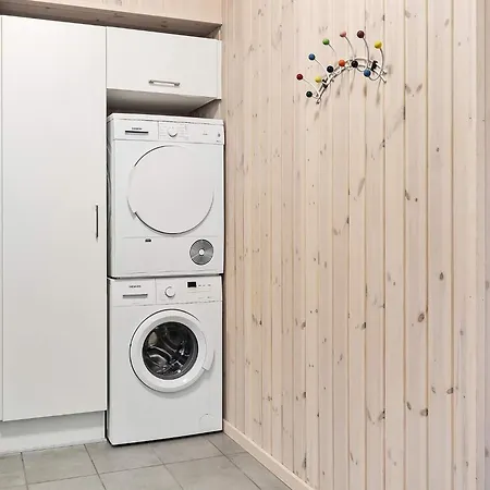 18 Person In Hasselberg